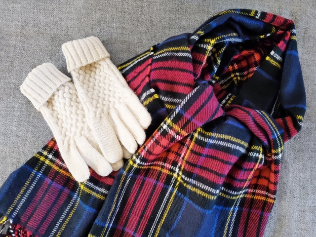 11月アンケート　マフラーと手袋
