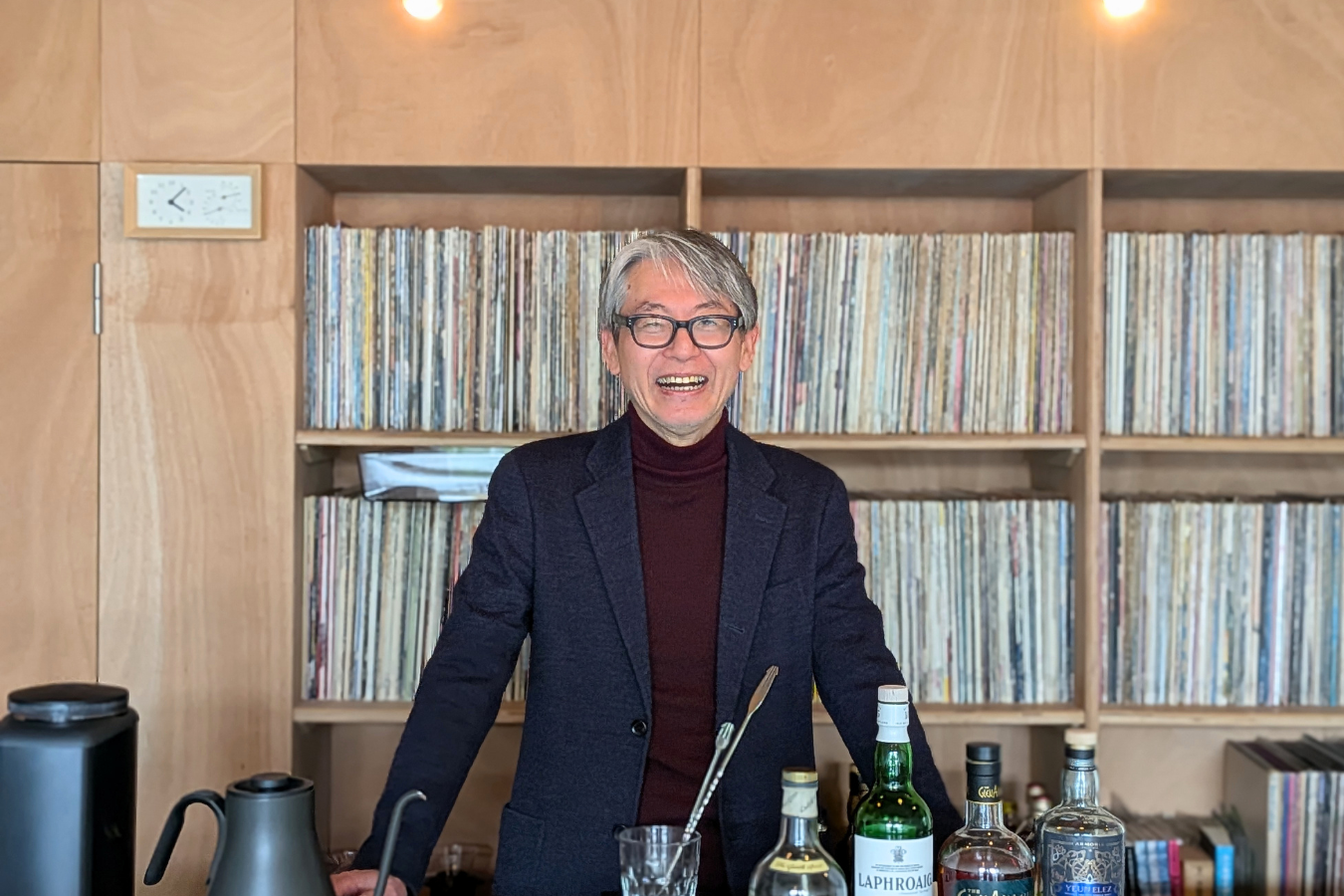 音楽を聴くように、人生を楽しむ＜アナログレコードBAR＞赤羽浩司さん