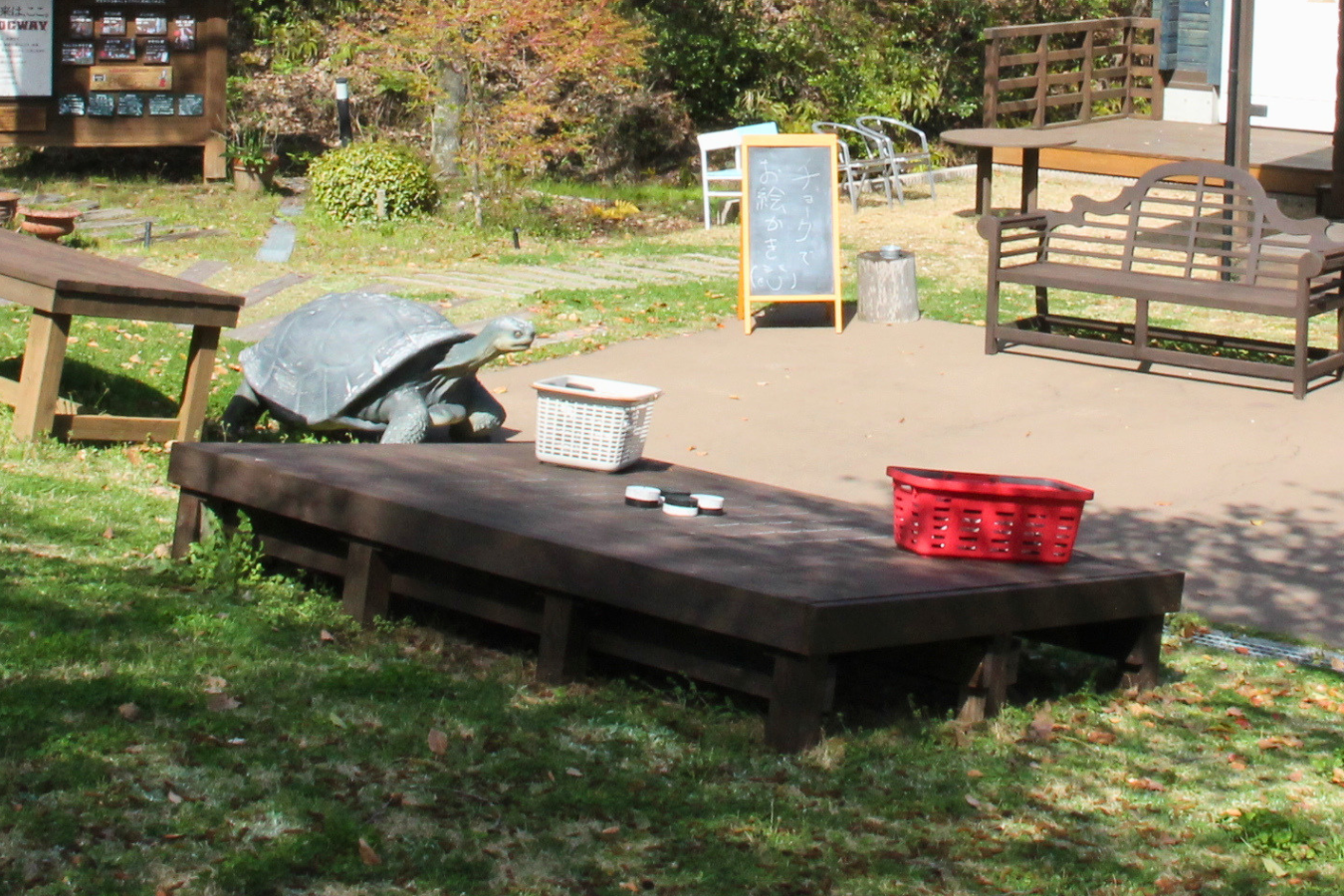 中庭の巨大オセロ