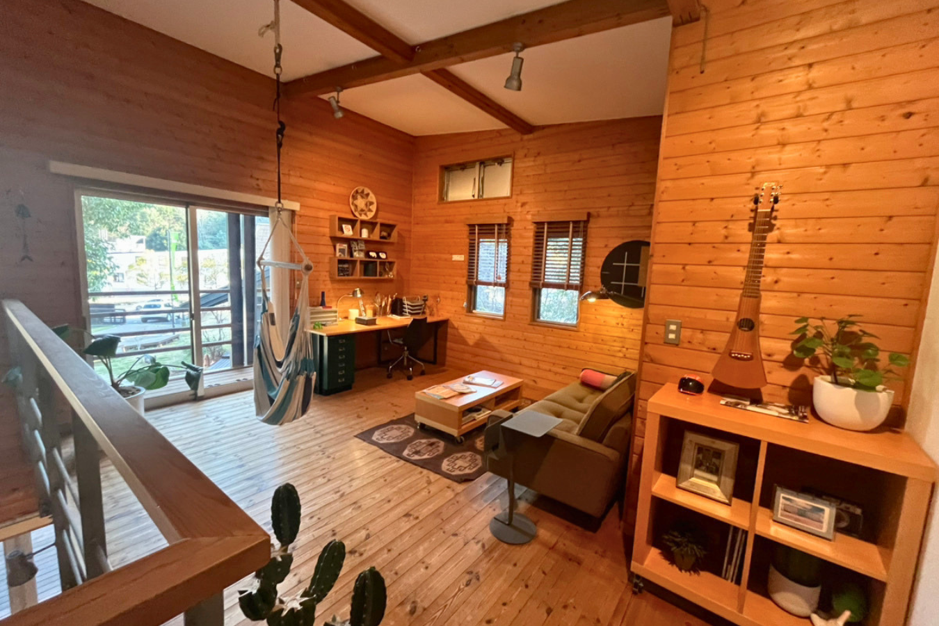 WONDER DEVICEの2階